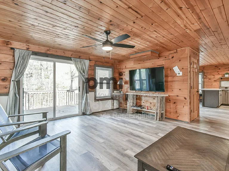 230 Silver Maple Ln — Photo 10