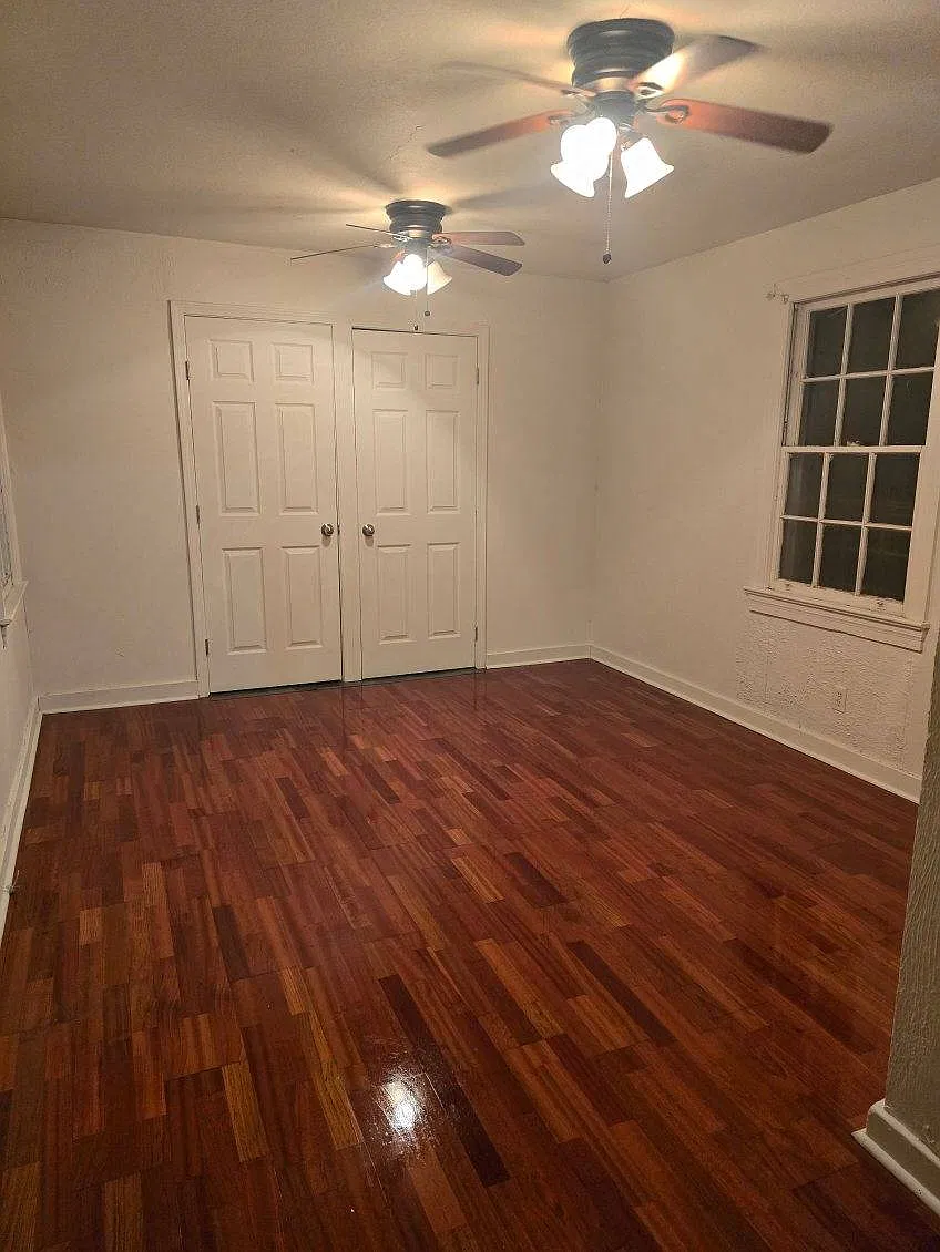3 bed, 1108 sqft, $1,035 — Photo 2