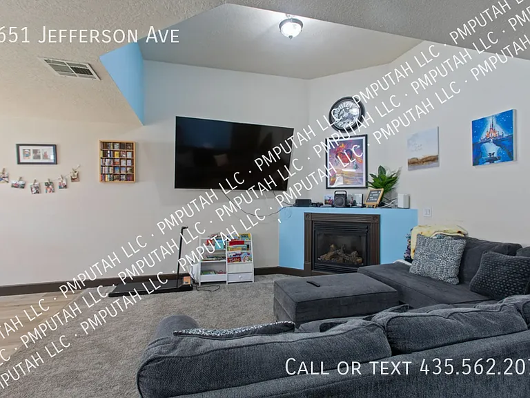 2651 Jefferson Ave — Photo 3