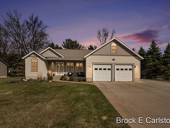 2nd image of 3680 Kersting Dr