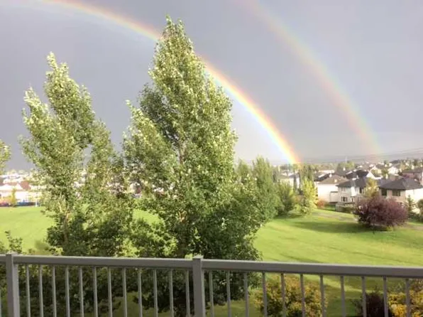 70 W Panamount Rd NW, Calgary, AB T3K 0H6