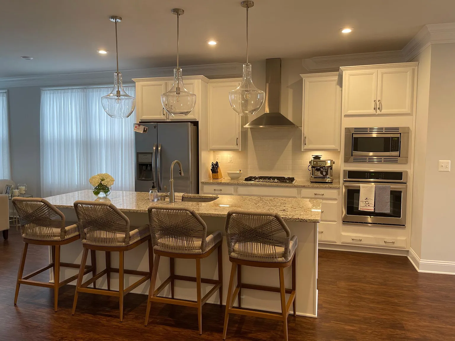 163 Bayberry Ln — Photo 4