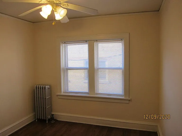 3807 N Oakland Ave #8 — Photo 7