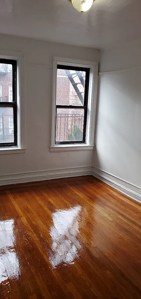 2 bed, $2,338 — Photo 3