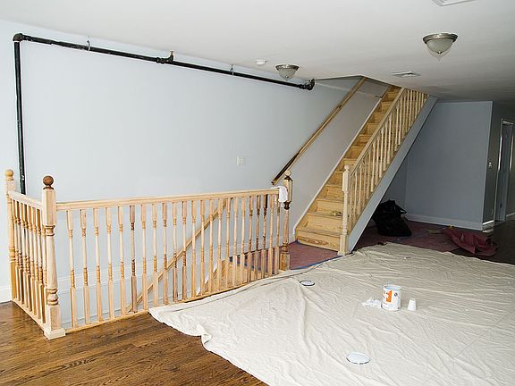 3rd image of 205 Cornelia St #3