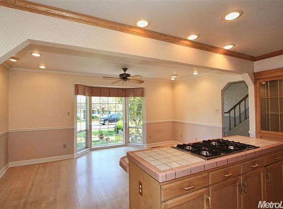 5th image of 900 Shasta Cir