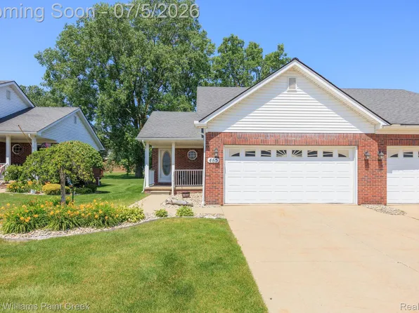 465 Victoria Ln, Romeo, MI 48065