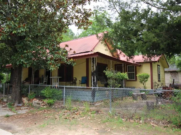 324 3rd Ave NW, Moultrie, GA 31768