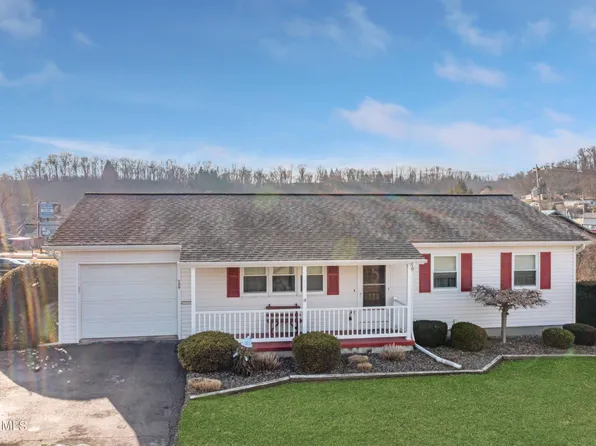 500 Lotz Ave, Altoona, PA 16602