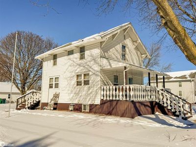 802 2nd St NW, Hampton, IA, 50441