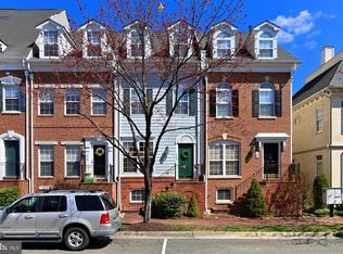 136 Cameron Station Blvd, Alexandria, VA 22304