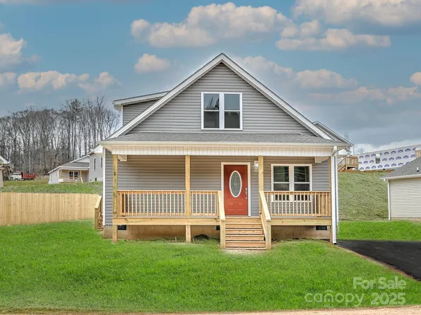 127 Quinn Hill Ln #102, Mars Hill, NC 28754