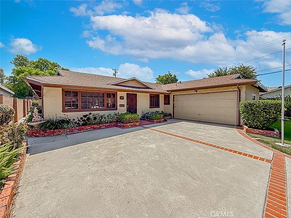 4th image of 10514 Hillview Ave