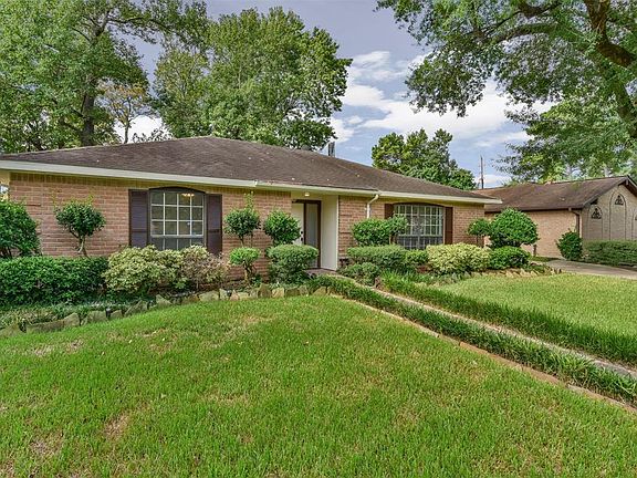 2nd image of 2226 Cobble Creek Dr