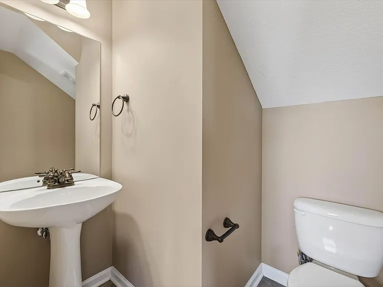 551 Fox Trot Dr — Photo 18