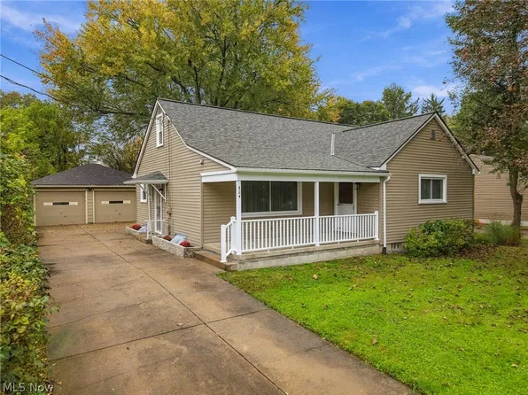 424 Simler St, Hubbard, OH 44425