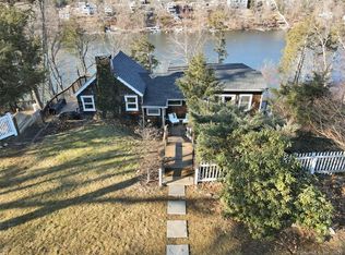 59 Lakeview Ter, Sandy Hook, CT 06482
