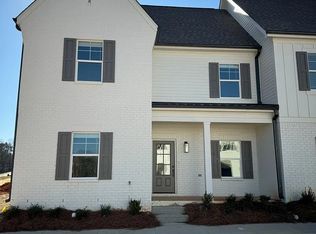 606 Cottage Grove Dr, Oxford, MS 38655