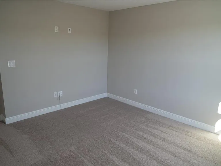 5450 Wayfarer Ave — Photo 25