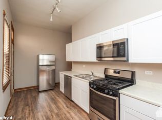 1016 W Fry St #1711, Chicago, IL 60642