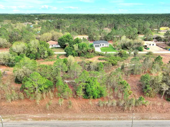 565 Summit Ave S, Lehigh Acres, FL 33974