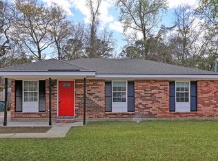 2219 Coakley St, Savannah, GA 31404