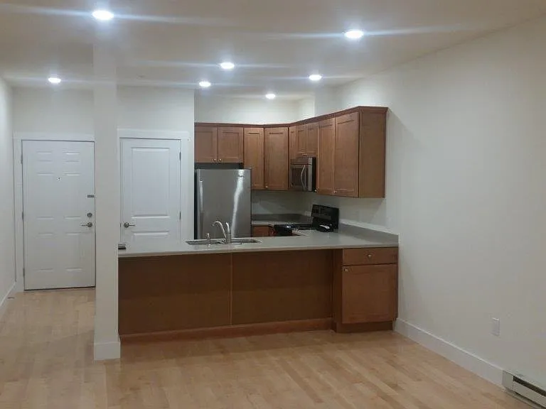 2 Lindbergh Rd #5 — Photo 10
