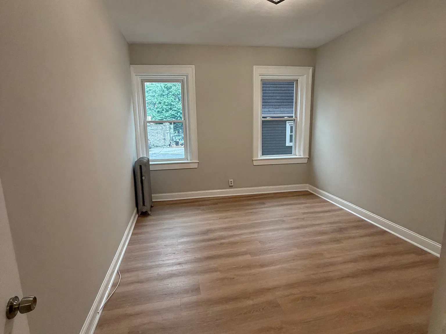 2 bed, 1.0 bath, $2,800 — Photo 2