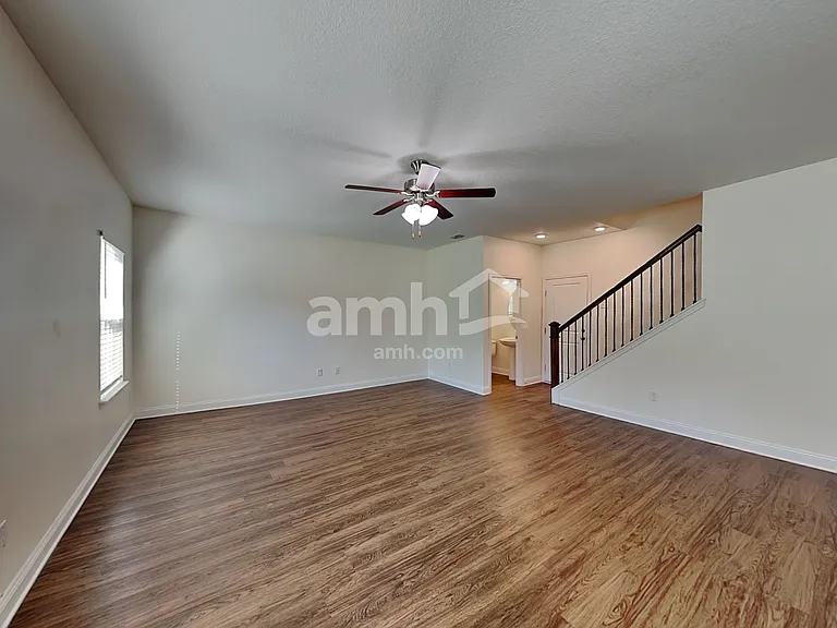 3154 Creek Village Ln — Photo 9