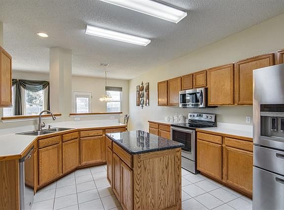 3rd image of 8458 Washita Ct