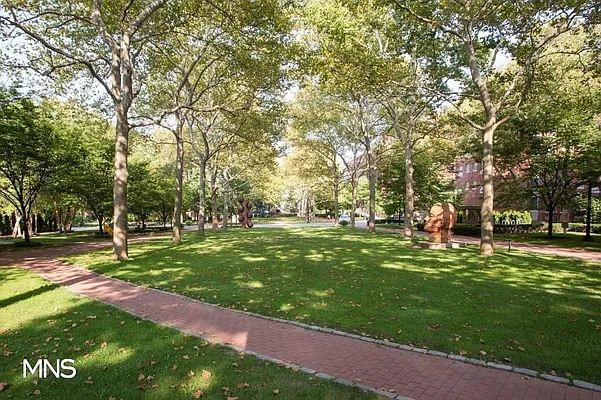 Rented by MNS Marketing | media 17