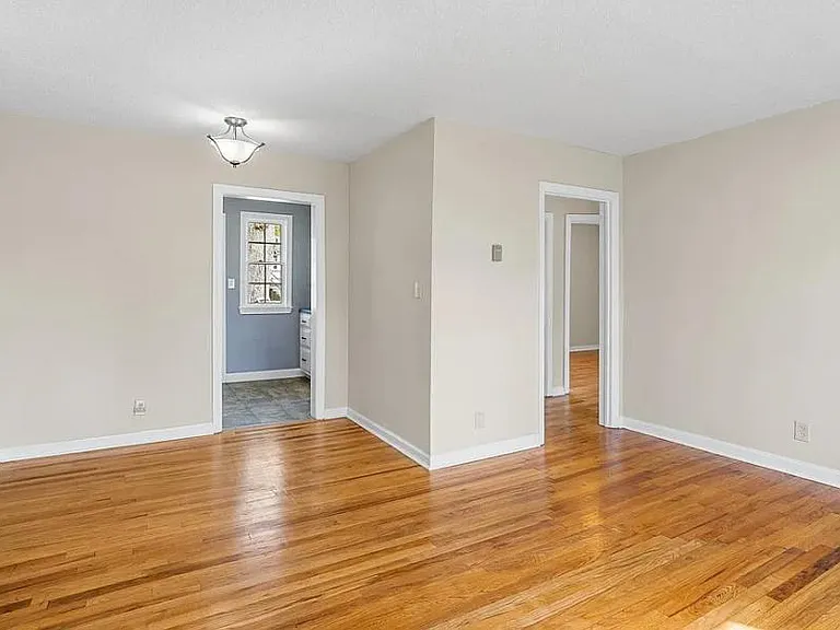 1700 Roslyn Dr #22C — Photo 9