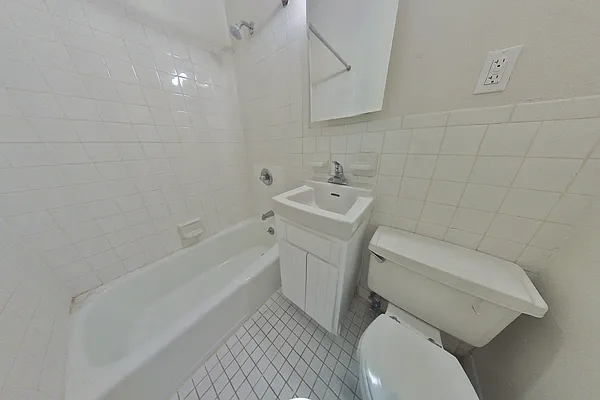 Rented by CitySites Real Estate Group | media 12