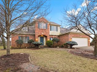 3001 Sandhill Ln, Champaign, IL 61822