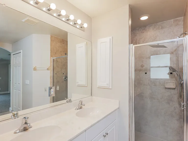 1110 SE 20th Ct — Photo 10