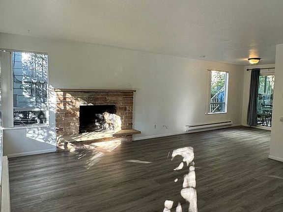 2nd image of 14004 Greenwood Ave N