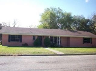1513 E Stayton Ave, Victoria, TX 77901