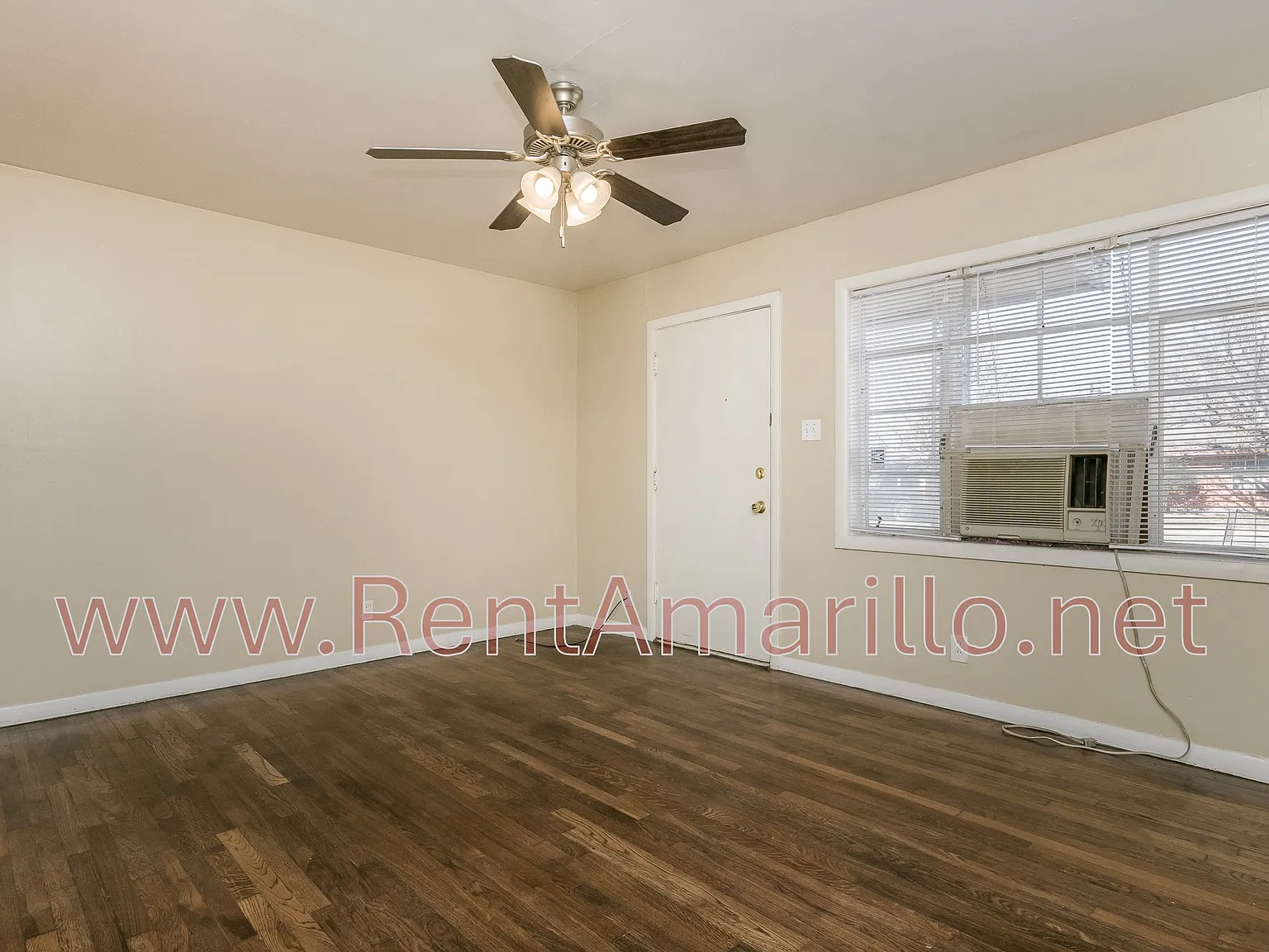 2 bed, 712 sqft, $950 — Photo 3