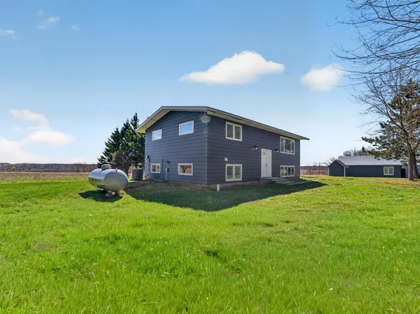 2688 Pheasant St, Brook Park, MN 55007
