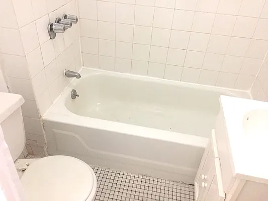 Rented by NY Casa Group | media 10