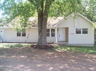 529 S Wooldridge Rd, Hopkinsville, KY 42240