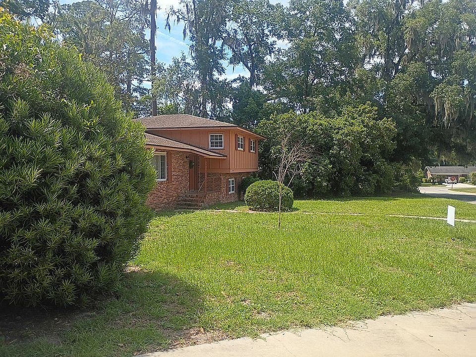 1st image of 791 SW Vanwood Ct