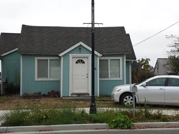 596 S Empire Blvd, Coos Bay, OR 97420