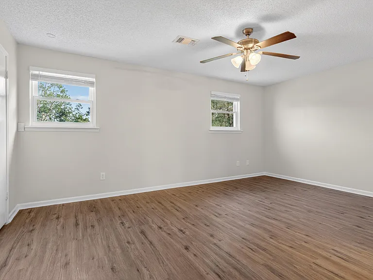 4431 Millstone Ct — Photo 36