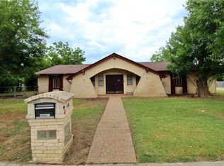 404 Ferguson Dr, Woodway, TX 76712
