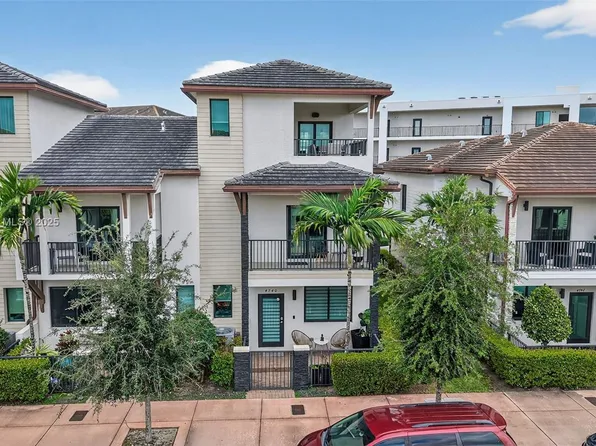 4740 NW 84th Ave, Doral, FL 33166