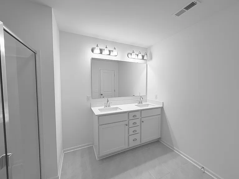 12 Saltford Ln — Photo 22