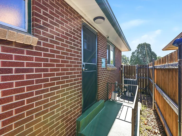 3651 Forest St — Photo 33
