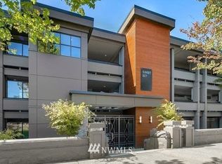 6320 Lakeview Dr NE #202, Kirkland, WA