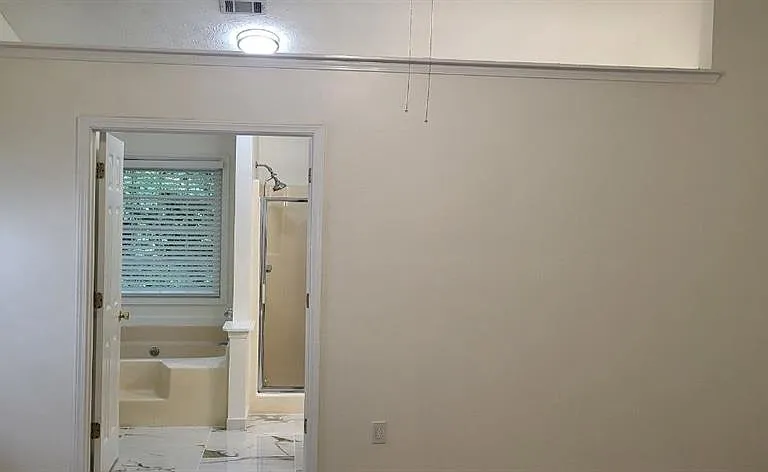 2280 Chelmsford Ct — Photo 15